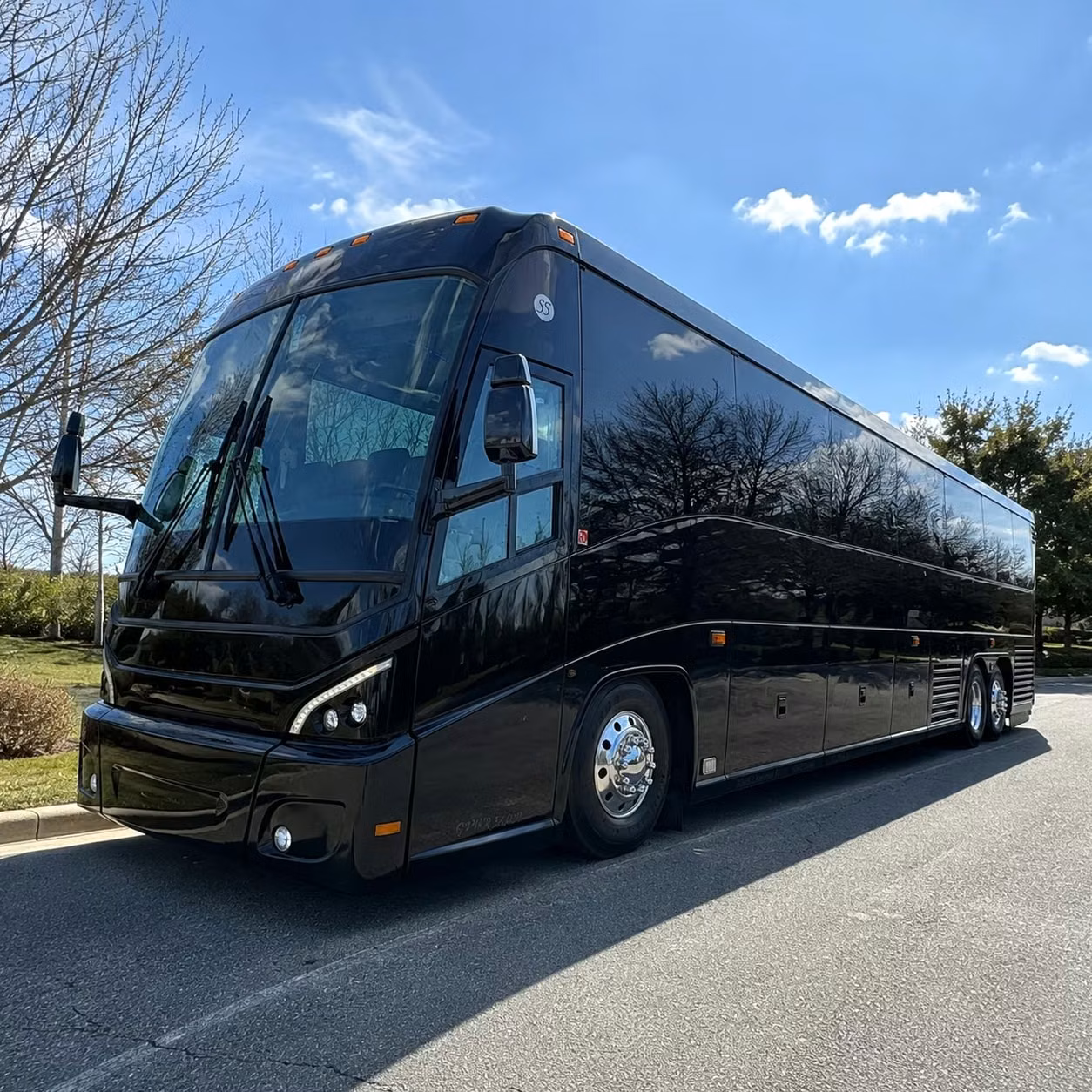 contractor and construction crew transportation in lake charles