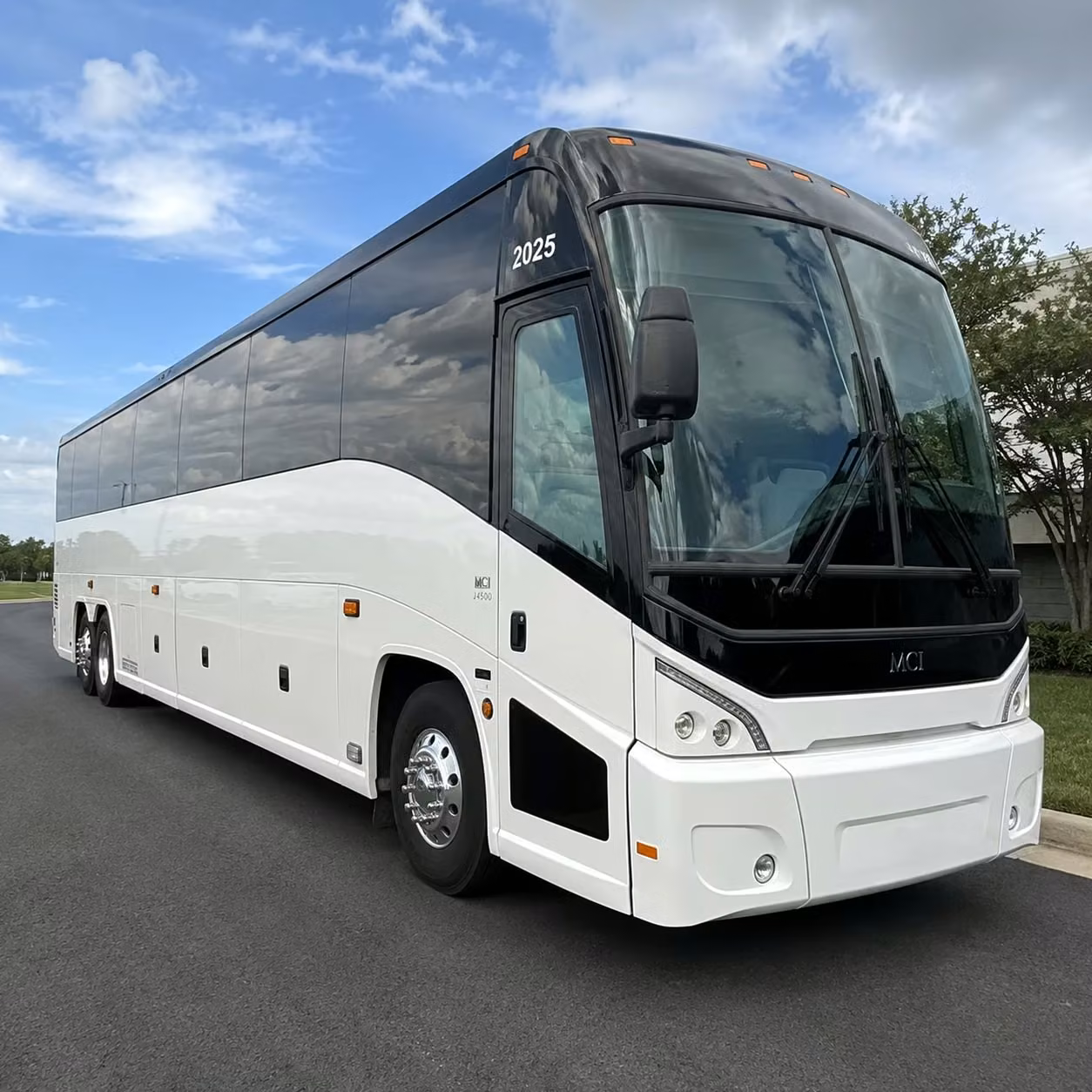 getting your group to l auberge casino resort concerts has never been easier